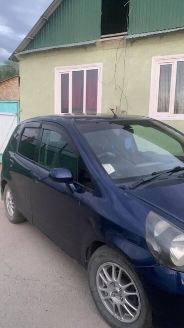 набор инструментов для авто: Honda Fit: 2002 г., 1.3 л, Автомат, Бензин, Хэтчбэк