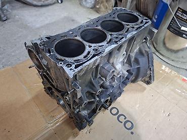 Двигатели, моторы и ГБЦ: Блок цилиндров двигателя Suzuki escudo/baleno + навесные детали — 2