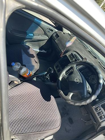 тачка муравей: Toyota Avensis: 2002 г., 1.8 л, Автомат, Бензин, Седан — 4