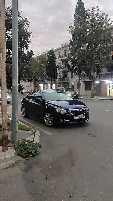 pirus abs: Chevrolet Cruze sedan - Kuzov: 4 qapılı sedan, tünd mavi rəng - — 1
