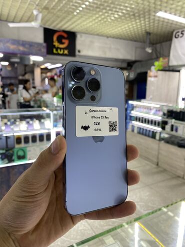экрана телефона: IPhone 13 Pro, Б/у, 128 ГБ, Pacific Blue, Защитное стекло, Чехол, Кабель, 93 %