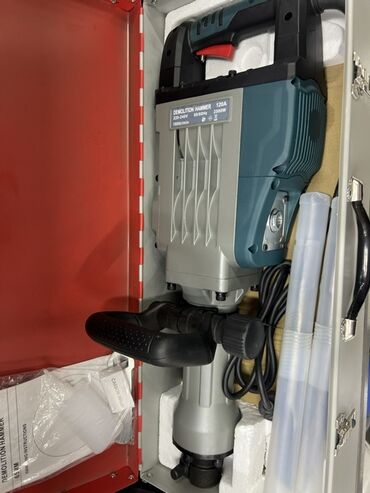 Сварочные аппараты: Отбойный молоток Demolition Hammer 120A - Мощность: 2500 Вт -