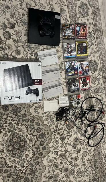 PS3 (Sony PlayStation 3): Игровая консоль Sony PlayStation 3 с объемом памяти 320 ГБ, в