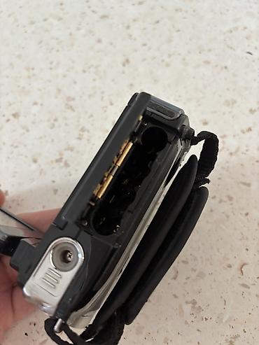Videokameralar: Məhsul: Sony rəqəmsal videokamera (Slim seriyası) Xüsusiyyətlər: - — 9