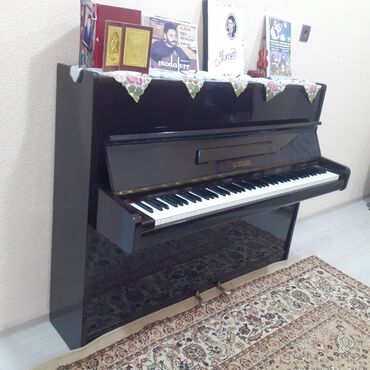 купить бу кондиционер: Kiçik ölçülü olan almaniya istehsalı SHCOLZ adlı pianino .çox səliqəli