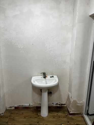 Həyət evləri və villaların satışı: Binə 4 otaqlı, 200 kv. m, Orta təmir — 12