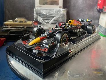 Коллекционная модель Red Bull RB18 Oracle team F1 Champion 2022 Max — 2