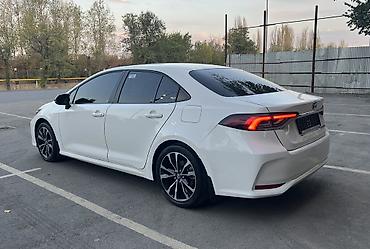 byd pro: Toyota Corolla: 2023 г., 1.8 л, Автомат, Гибрид, Седан — 7