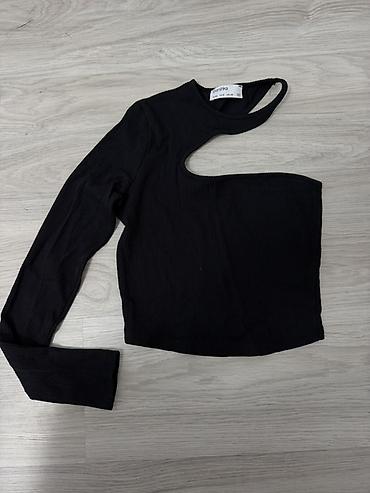 pull bear: Bershka, hm crop, Zara

Цена за одну вещь 200-300 сом, уточняйте — 3