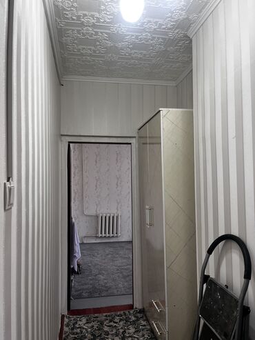 профсоюзная квартира: 1 бөлмө, 34 кв. м, 105-серия, 4 кабат, Косметикалык ремонт