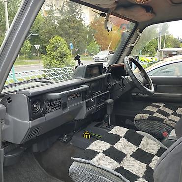 шипованная: Toyota Land Cruiser Prado: 1991 г., 2.4 л, Автомат, Дизель, Внедорожник — 2