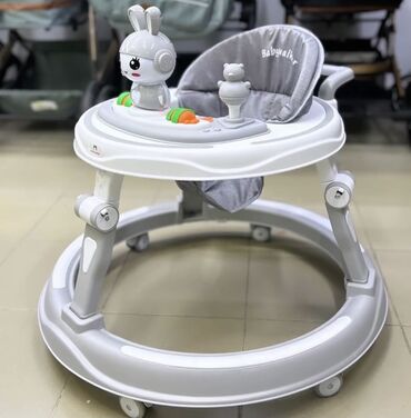 Другая детская мебель: Ходунок от фирмы Baby walker От 9 месяцев Складнойсидушка съёмная