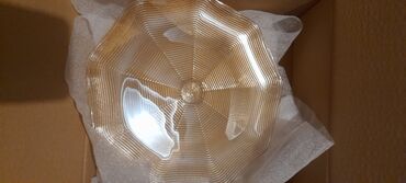 Tort və şiriniyyat qabları: Tort və şiriniyyat qabı, rəng - Sarı, Şüşə, Türkiyə — 9