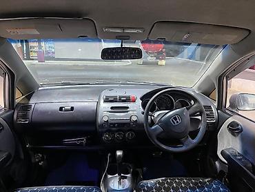 Honda Fit: 2002 г., 1.3 л, Вариатор, Бензин, Универсал