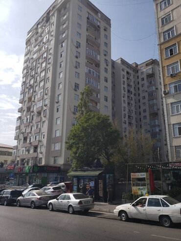 3 комнатная квартира: 3 otaqlı, Yeni tikili, m. 8 Noyabr, 100 kv. m