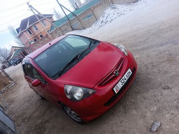 эреф 3: Honda Fit: 2002 г., 1.3 л, Вариатор, Бензин, Хетчбек