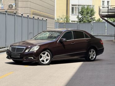 Mercedes-Benz: Mercedes-Benz E-Class: 2010 г., 3.5 л, Автомат, Бензин, Седан