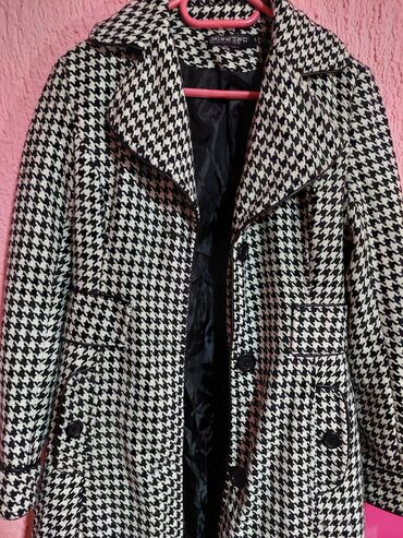 Kaputi: Prelep kaput marke Terranova, velicina S, postavljen. Malo nosen, kao — 3