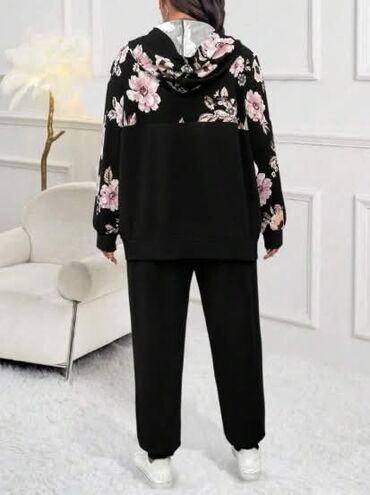 Gornji i donji deo: Cena 3500din Vel 0XL,1XL,2XL,3XL,4XL Poručuje se, isporuka za nedelju — 4