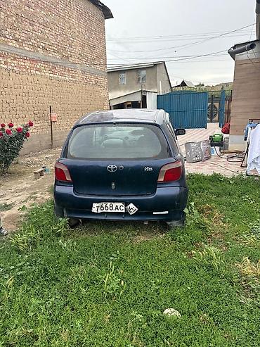 Транспорт: Toyota Vitz: 1999 г., Автомат, Бензин, Хэтчбэк — 2