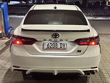 Продажа авто: Toyota Camry: 2022 г., Седан — 5
