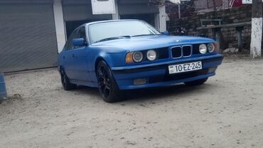 bmw qiymətləri: BMW 5 series: 2.5 l | 1988 il Sedan