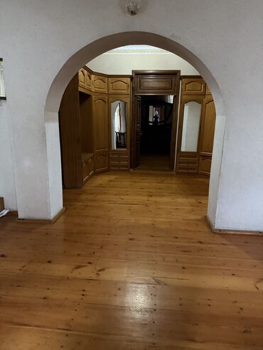 Uzunmüddətli kirayə evlər: 170 kv. m, 7 otaqlı, Kombi, Qaz, İşıq -da lalafo.az — 9 Uzunmüddətli kirayə evlər: 170 kv. m, 7 otaqlı, Kombi, Qaz, İşıq — 9