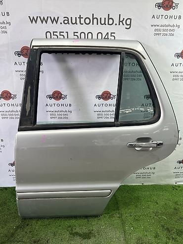 om6: Дверь задняя левая для Mercedes-Benz M-CLASS W163, двигатель OM612 2.7 — 1