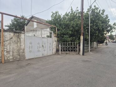 Uzunmüddətli kirayə mənzillər: 3 otaqlı, 90 kv. m, Orta təmir