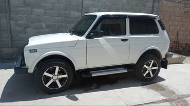 автозапчасти бишкек бу: ВАЗ (ЛАДА) 4x4 Niva: 2019 г., 1.7 л, Механика, Бензин, Кроссовер