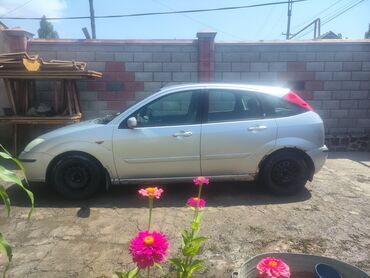 машина россия: Ford Focus: 2003 г., 1.8 л, Механика, Бензин, Хетчбек