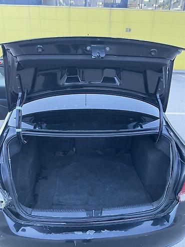 Volkswagen: Volkswagen Polo: 2010 г., 1.6 л, Механика, Бензин, Седан — 12