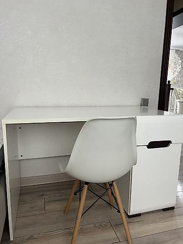 study table: Письменный стол с тумбой, белый - Лаконичный прямоугольный стол с — 1