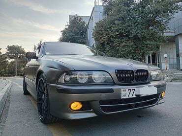 BMW: BMW 5 Series E39 sedan - Kuzov: 4 qapılı sedan, satin-mat boz rəngli — 5