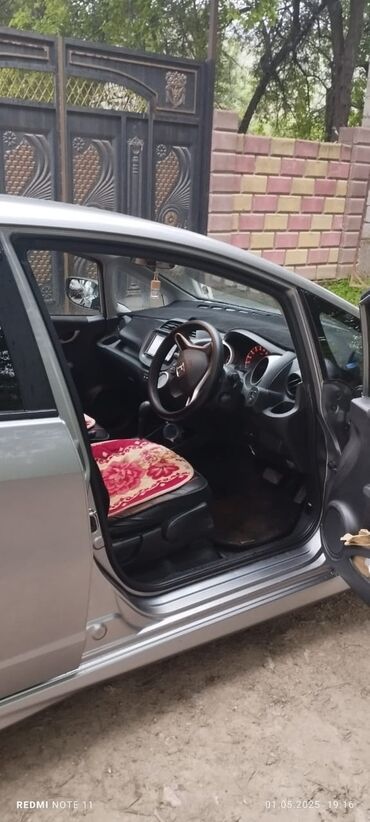 бампера на хонда фит: Honda Fit: 2008 г., 1.5 л, Вариатор, Бензин, Хэтчбэк