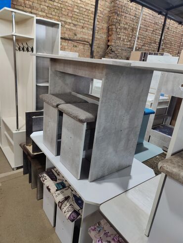 Кухонные столы и стулья: Кухонный стол и стул, Новый, Бесплатная доставка — 10