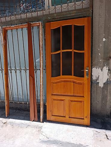 Декор и интерьер: 1 ədəd temiz taxtadan qapı her şeyi üzerinde ölçü 90/2 Qiymət 40 — 1