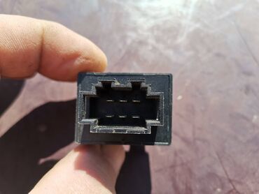 Auto delovi: Relej maglenki Lada 21213,21214 Niva, Lada 112 novi tip. Polovnano — 5