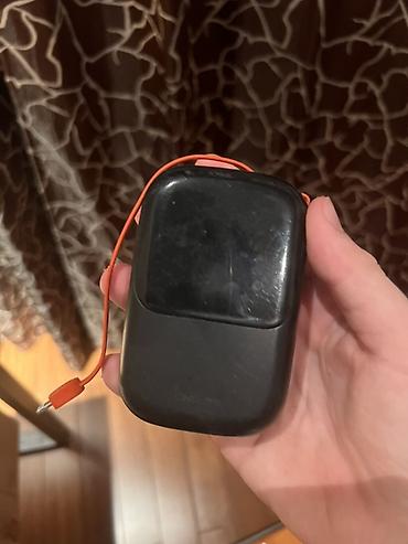 Daşıma üçün kompakt portativ enerji bankı (powerbank) - Rəng: qara lalafo.az -da Daşıma üçün kompakt portativ enerji bankı (powerbank) - Rəng: qara