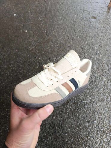 Patike: Adidas, 43 — 4