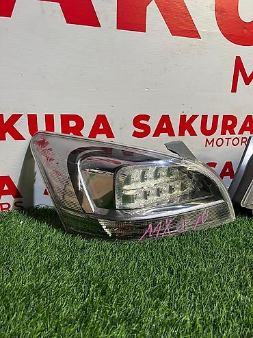 led lights: Комплект стоп-сигналов Toyota Б/у, Оригинал, Япония — 2