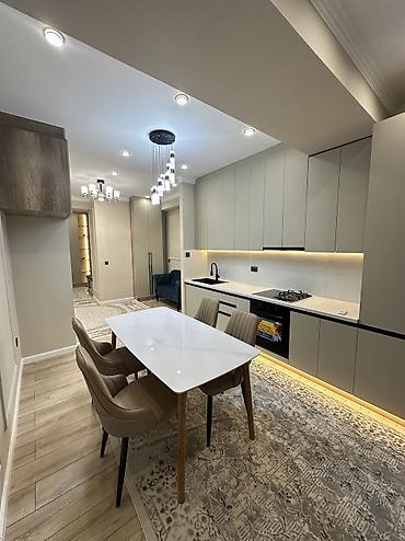 Продажа квартир: 📍 Район / адрес: Ак-Кеме 🏠 Комнат: 2-комнатная студия 🏗 ЖК / — 9