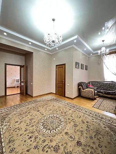 Продажа коттеджей и домов: Продается отличный дом 6 комнат в районе гос. резиденции по улице — 8