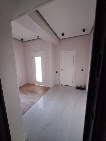 гастиница рядом: 1 комната, 47 м², Элитка, 2 этаж