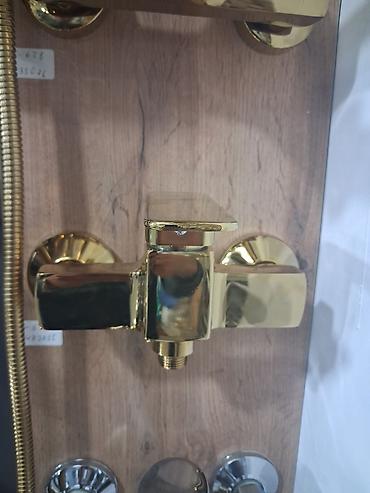 duş krantı: Tualet kiranrəngdə duş qarışdırıcısı (divar tipli) - Material: Möhkəm — 2