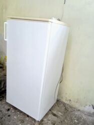 Mətbəx kombaynları və doğrayıcıları: Soyuducu bir qapılı soyutmağı işləməyi əladır. 60x130 cm. Nizami