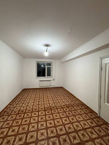 Продажа квартир: 1 комната, 35 м², Общежитие и гостиничного типа, 4 этаж, Косметический ремонт