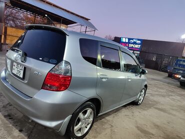 фит прадаю: Honda Fit: 2004 г., 1.5 л, Вариатор, Бензин, Хэтчбэк