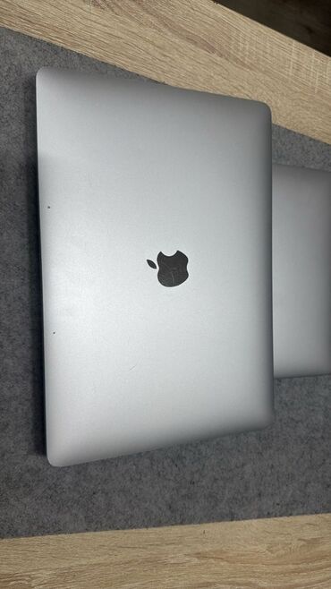 macbook pro 13 2010: Ноутбук, Apple, 16 ГБ ОЗУ, Intel Core i7, 13.3 ", Б/у, Для работы, учебы, память SSD