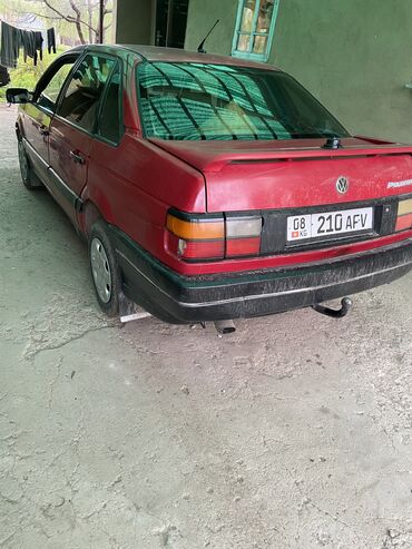 запчасти опель омега б: Volkswagen Passat: 1990 г., 1.8 л, Механика, Бензин, Седан